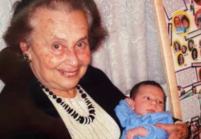 Sobrevivente do Holocausto (98) torna-se bisavó pela 35ª vez