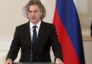 Eslovênia nomeia líder liberal Robert Golob como PM designado