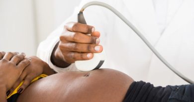 Investigação de um ano encontra ‘racismo sistêmico’ na maternidade do Reino Unido