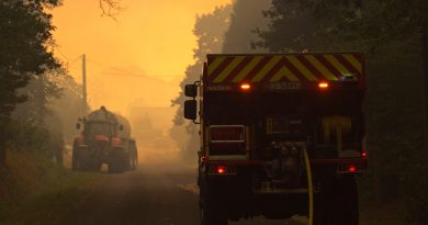 Alerta de ‘calor extremo’ começa no Reino Unido enquanto a França luta contra ‘incêndio devastador’ |  Noticias do mundo