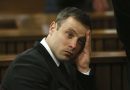 Pistorius ficará atrás das grades após liberdade condicional negada