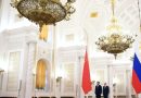 Putin recebe Xi no Kremlin com pompa do palácio imperial