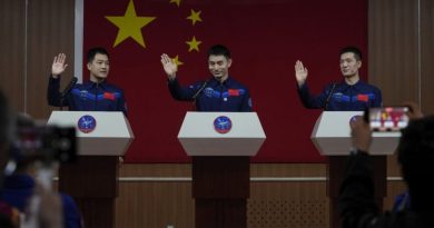 China se prepara para enviar três astronautas à estação espacial Tiangong