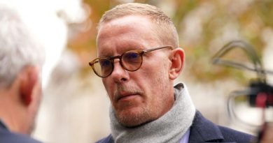 Laurence Fox condenado a pagar 210 mil euros por danos por difamação