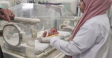 Morre bebê prematuro resgatado do ventre de mãe morta em Gaza