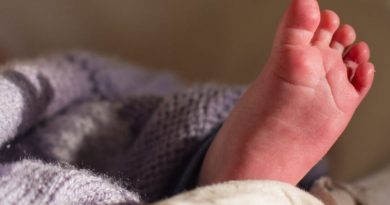 Investigação lançada após confiança admitir dar bebê para mãe errada na maternidade