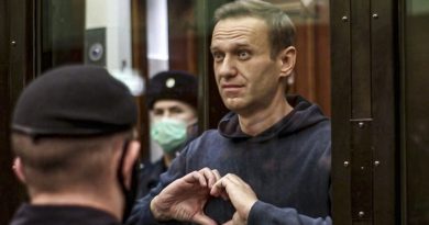 Putin ‘provavelmente não ordenou a morte de Navalny’, acreditam agências dos EUA
