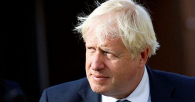 Boris Johnson agradece aos moradores que se recusaram a deixá-lo votar sem identidade