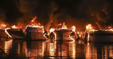 Incêndio em uma marina na Croácia destrói 22 barcos, mas não há relatos de feridos