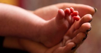 Cinco bebês morrem enquanto casos de tosse convulsa aumentam na Inglaterra