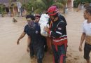 Inundações e deslizamentos de terra atingiram a ilha indonésia de Sulawesi, matando 14