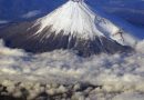 Japão impõe novas regras para escalar o Monte Fuji para combater o turismo e o lixo