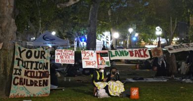Polícia cerca acampamento pró-palestino em universidade californiana