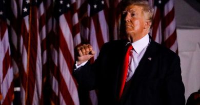 Trump promete combater ‘sentimento anti-branco’ nos EUA